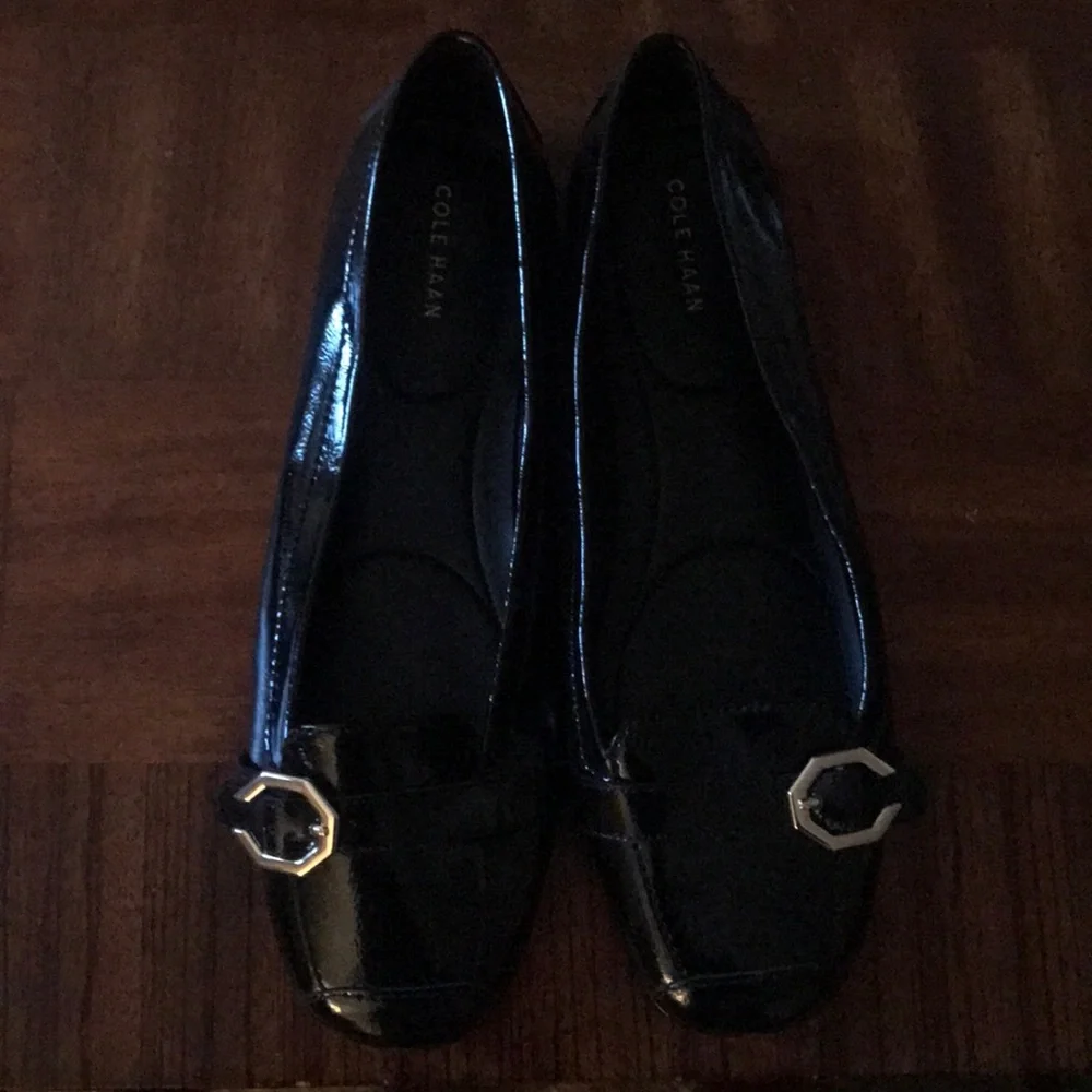 Shoes - Picture 1 of 2